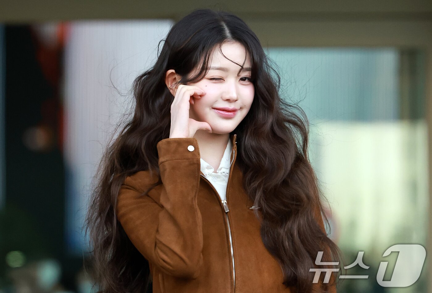 아이브 장원영, 감탄을 부르는 미모