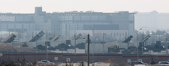 日 "북한서 탄도미사일 추정 물체 발사…EEZ 밖에 떨어져"