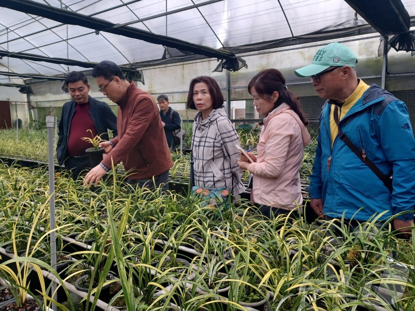 본문 이미지 - 지난 5일부터 8일까지 중국 남부 푸젠성&#40;복건성&#41; 장저우시&#40;장주시&#41; 난징현&#40;南靖县‧남정현&#41;의 난 시설을 둘러본 화순군 현장견학팀.