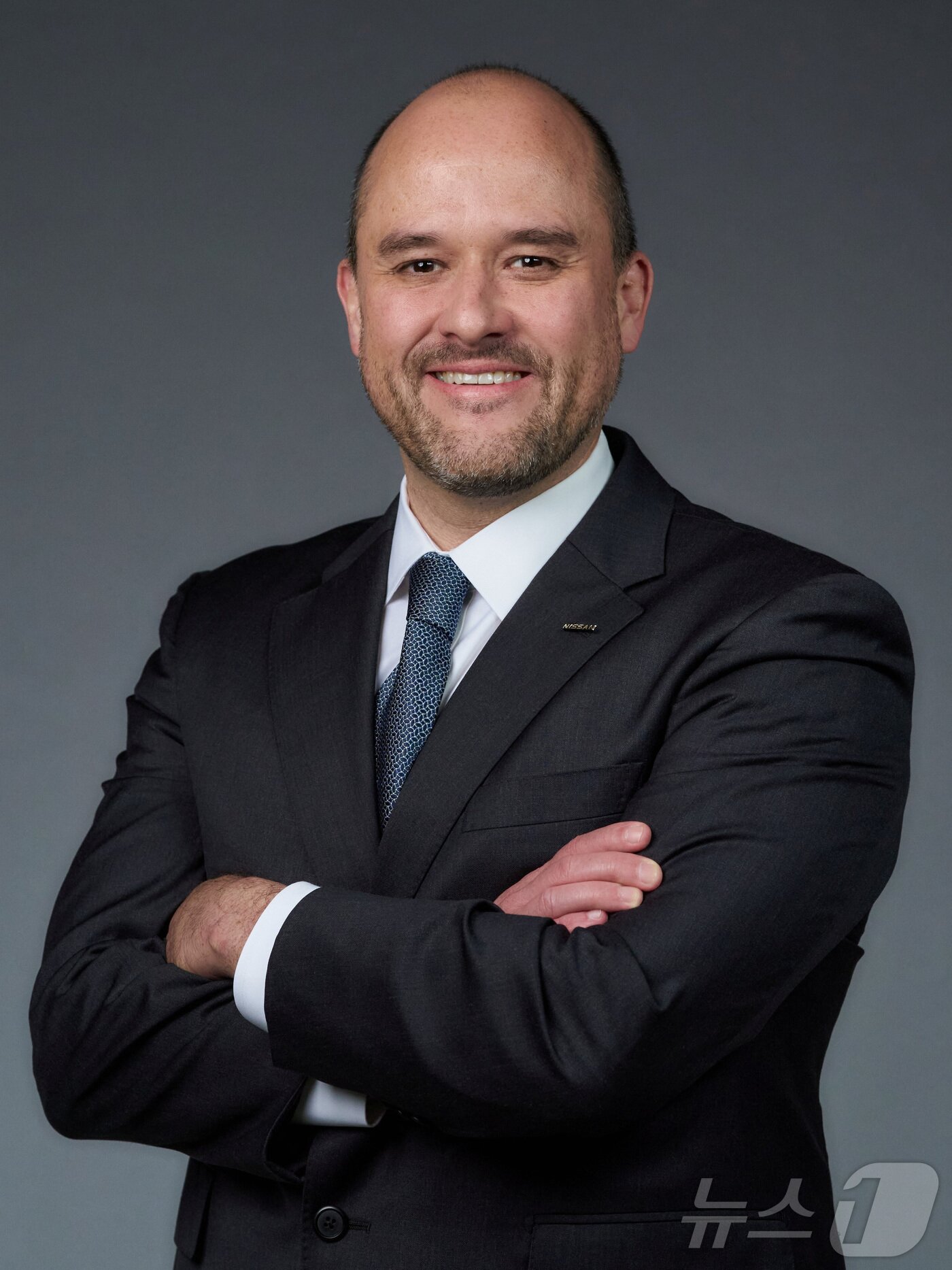 본문 이미지 - 닛산자동차가 우치다 마코토 사장을 해임하고 멕시코 출신의 이반 에스피노사 최고상품기획책임자(CPO)를 임명했다. ⓒ 로이터=뉴스1 ⓒ News1 김예슬 기자