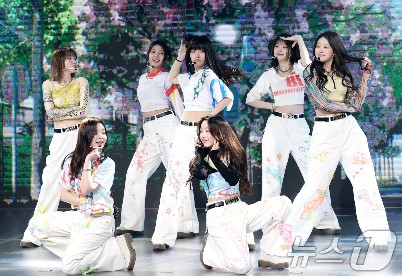 (서울=뉴스1) 권현진 기자 = 걸그룹 세이마이네임(SAY MY NAME)이 12일 오후 서울 마포구 상암동 쇼킹케이팝센터에서 가진 두 번째 앨범 'My Name Is...(마이 …