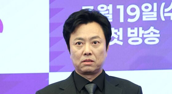 서현철, 빌런의 남편