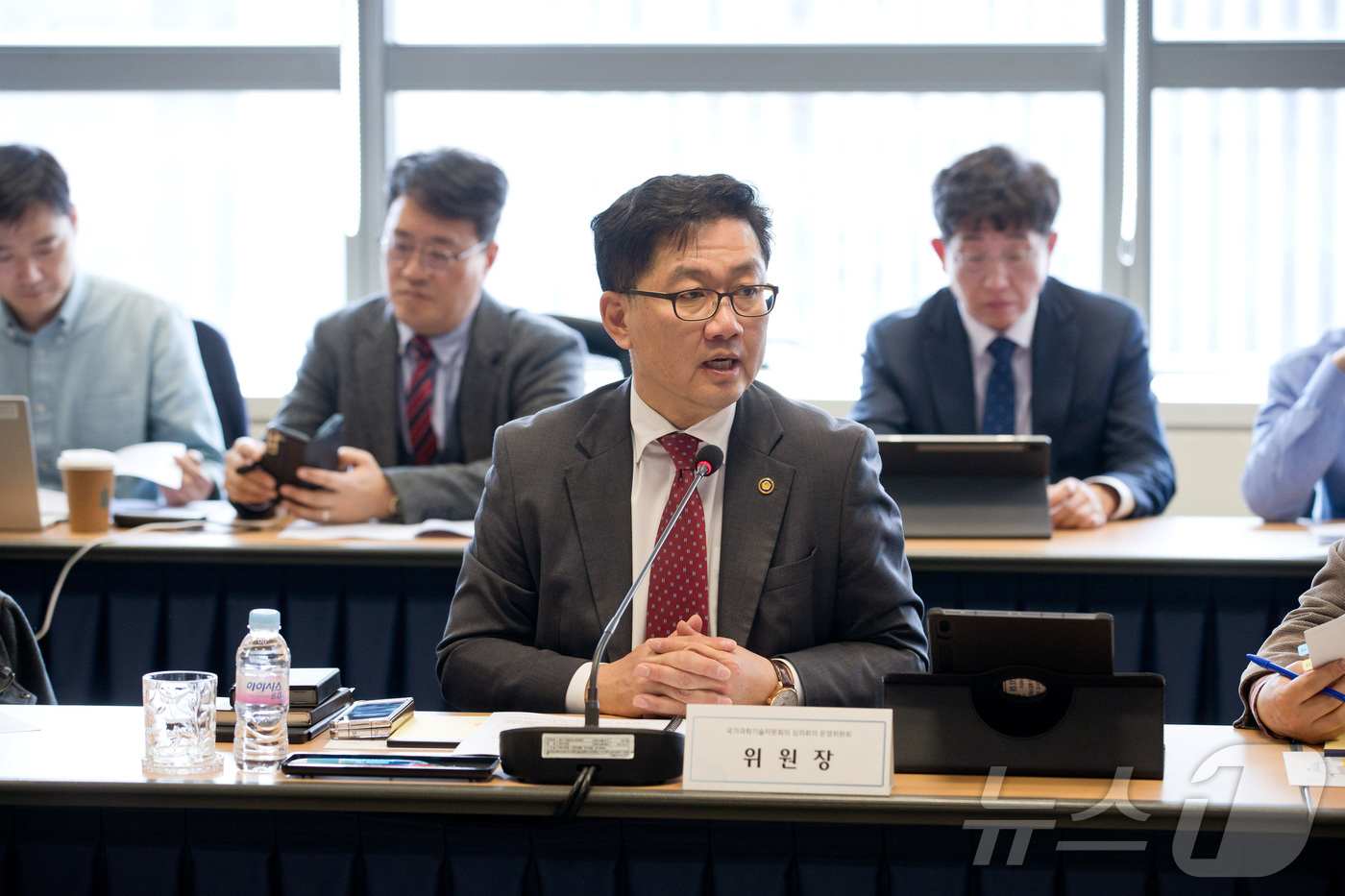 (서울=뉴스1) = 류광준 과학기술정보통신부 과학기술혁신본부장이 13일 오후 서울 종로구 광화문 국가과학기술자문회의 대회의실에서 '국가과학기술자문회의 제68회 운영위원회' 를 주재 …