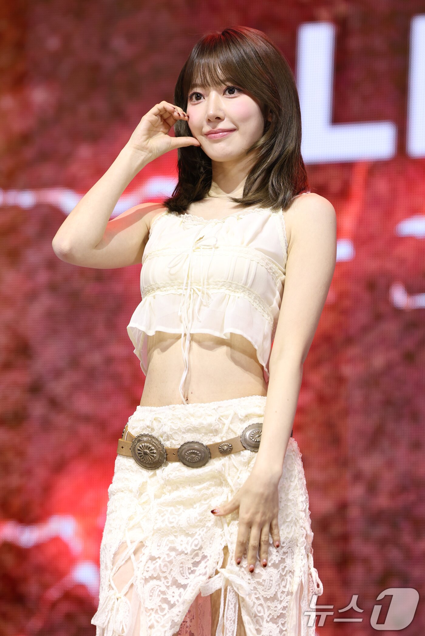 르세라핌 사쿠라, 예쁨 반짝반짝