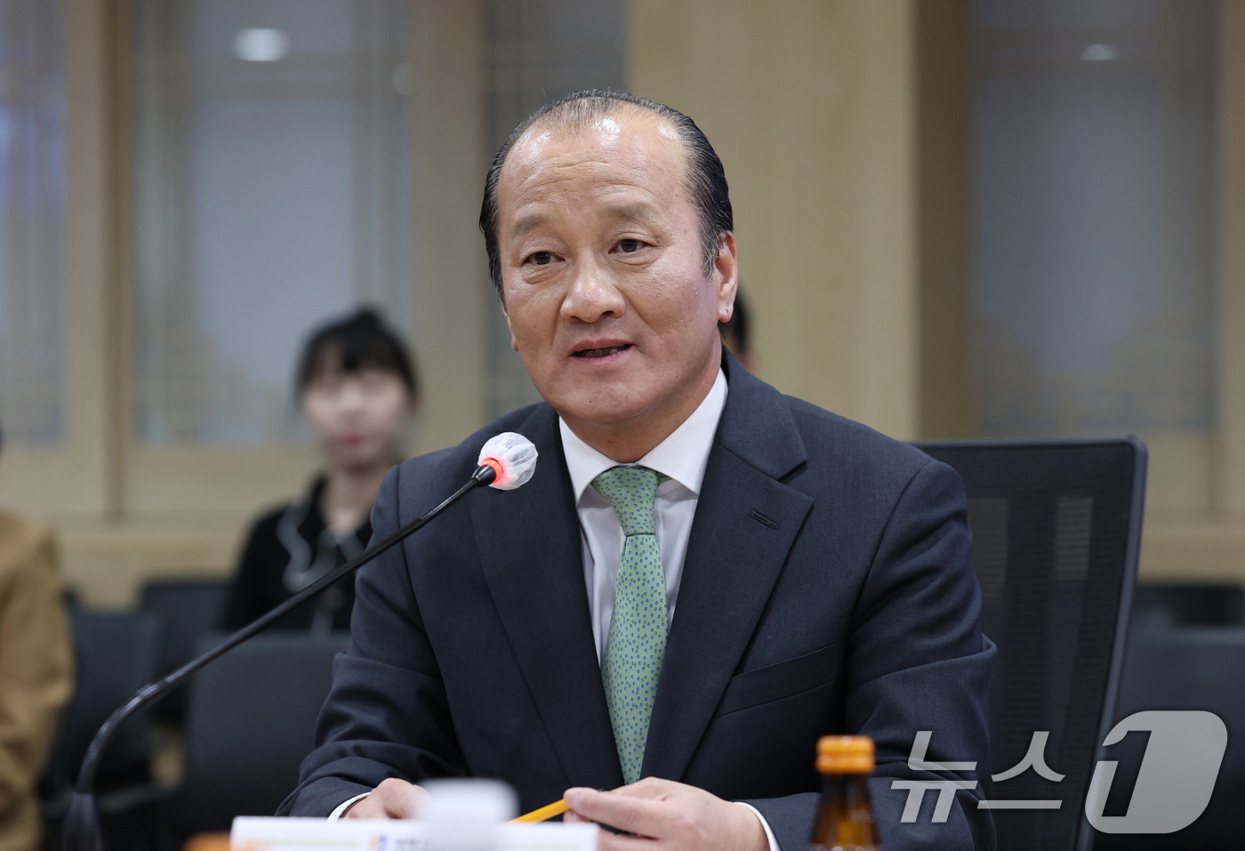 (평택=뉴스1) 김영운 기자 = 임지원 국제대학교 총장(공동위원장)이 14일 오후 경기 평택시 평택시청 종합상황실에서 열린 평택형 RISE사업 지‧산‧학‧연 협의체 출범식에서 인사 …