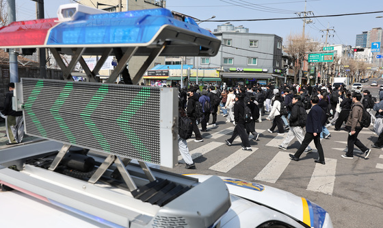 올해 상반기 순경 3202명 채용…성적 제출 가능 토익 시험 언제