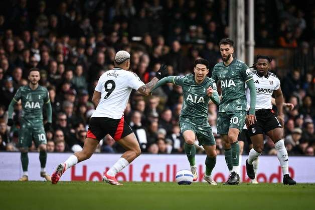 '손흥민 45분' 토트넘, 풀럼에 0-2 무기력 패배…EPL 3경기 무승
