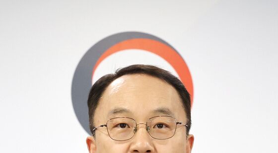 브리핑하는 구병삼 대변인