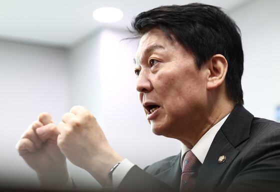 안철수 "이재명, 전과 4범 범죄 혐의자 답다…최상목 협박 사과해야"