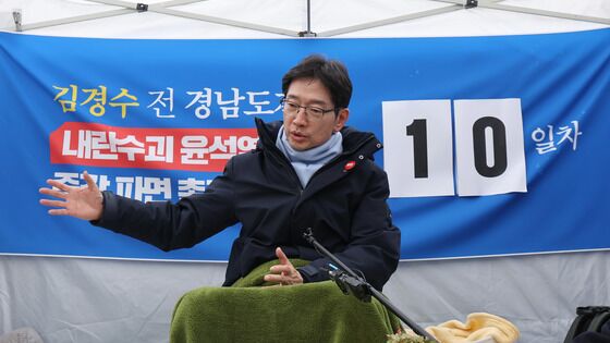 문재인, '단식 입원' 김경수에 안부…"선고 지연 걱정" 공감대