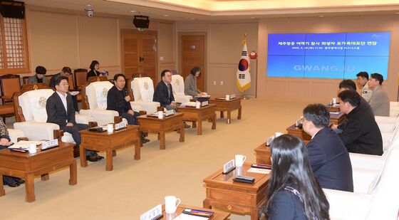 강기정 시장, 제주항공 여객기 참사 유가족 면담