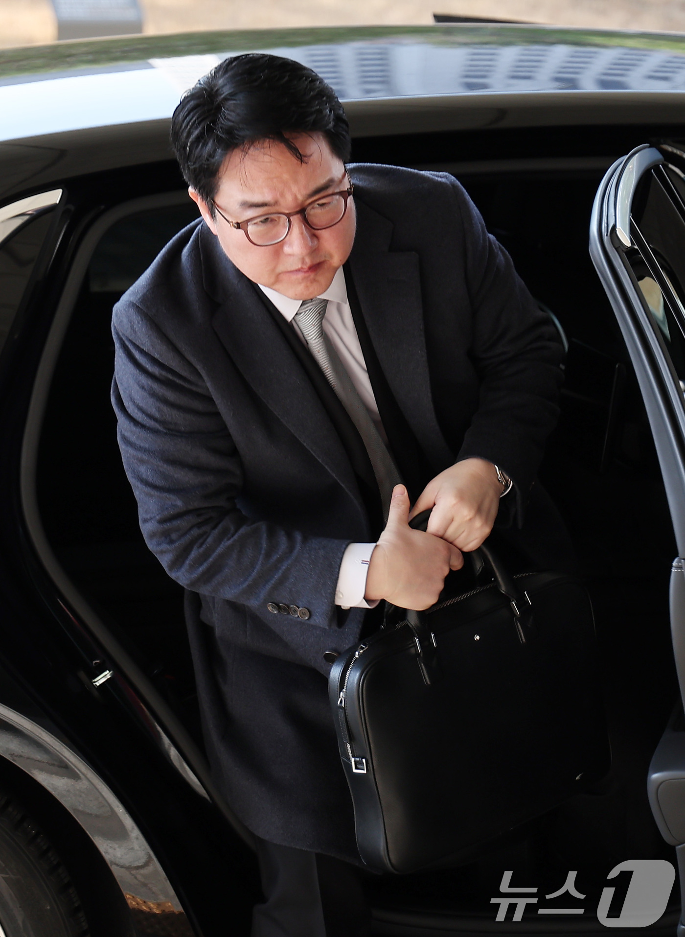 (서울=뉴스1) 김성진 기자 = 심우정 검찰총장이 19일 오전 서울 서초구 대검찰청으로 출근하고 있다. 2025.3.19/뉴스1