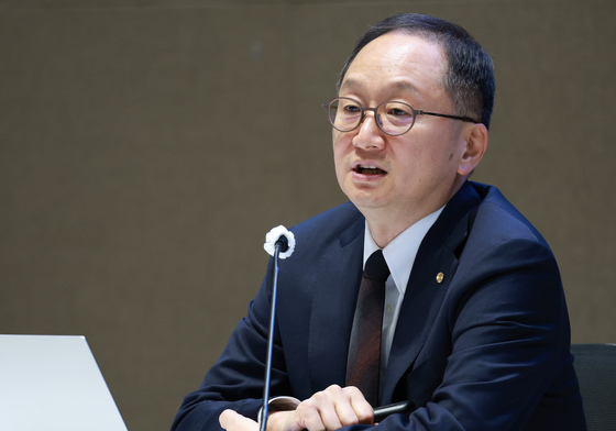 장용성 금통위원 "서울 집값, 정부 대책에도 상승세…금융불균형 누증 우려"