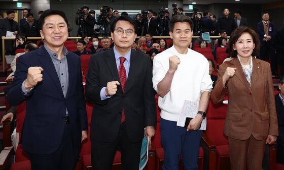 전한길 "문형배 집 000자이…헌재 불의한 결정땐 항거, 국민저항권 발동"