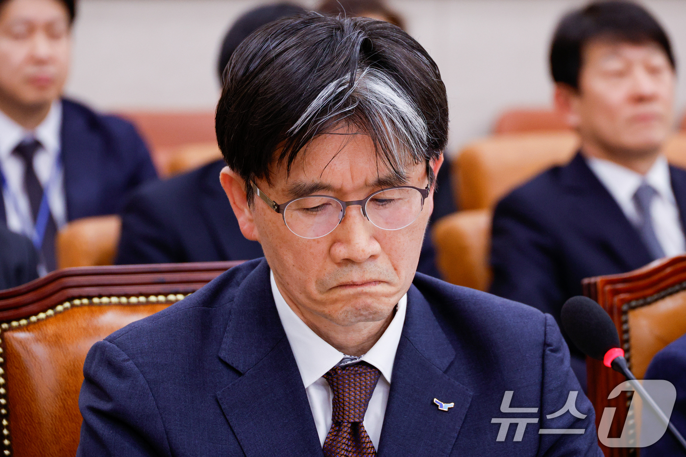 (서울=뉴스1) 안은나 기자 = 오동운 고위공직자범죄수사처장이 19일 오후 서울 여의도 국회에서 열린 제423회 국회(임시회) 법제사법위원회 제2차 전체회의에 출석해 의원 질의를 …