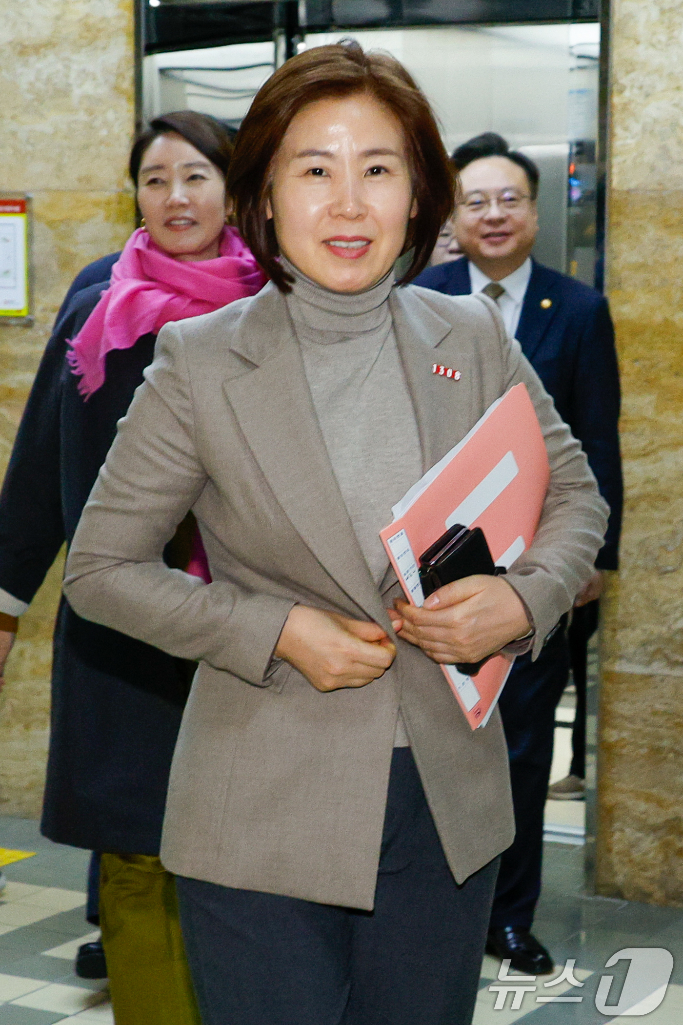 (서울=뉴스1) 안은나 기자 = 국회 보건복지위원회 소속 김미애 국민의힘 간사, 강선우 더불어민주당 간사, 조규홍 보건복지부 장관이 9일 오후 서울 여의도 국회에서 박주민 위원장과 …