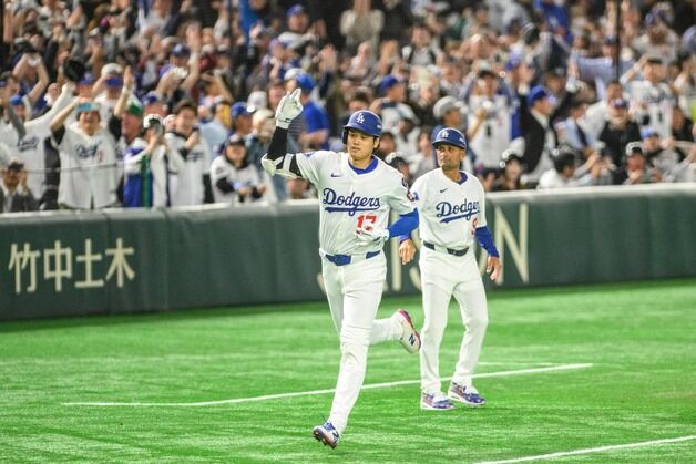 '오타니 1호포' LA 다저스, 도쿄시리즈 2연승…컵스에 6-3 승