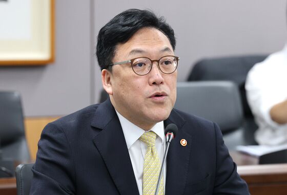 중형조선사 보증 선 은행 면책 추진…금융사 RG 발급도 독려