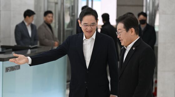 이재명 대표 안내하는 이재용 삼성 회장
