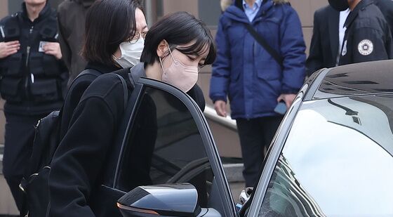 '음주운전·불법숙박업' 혐의 문다혜 징역 1년