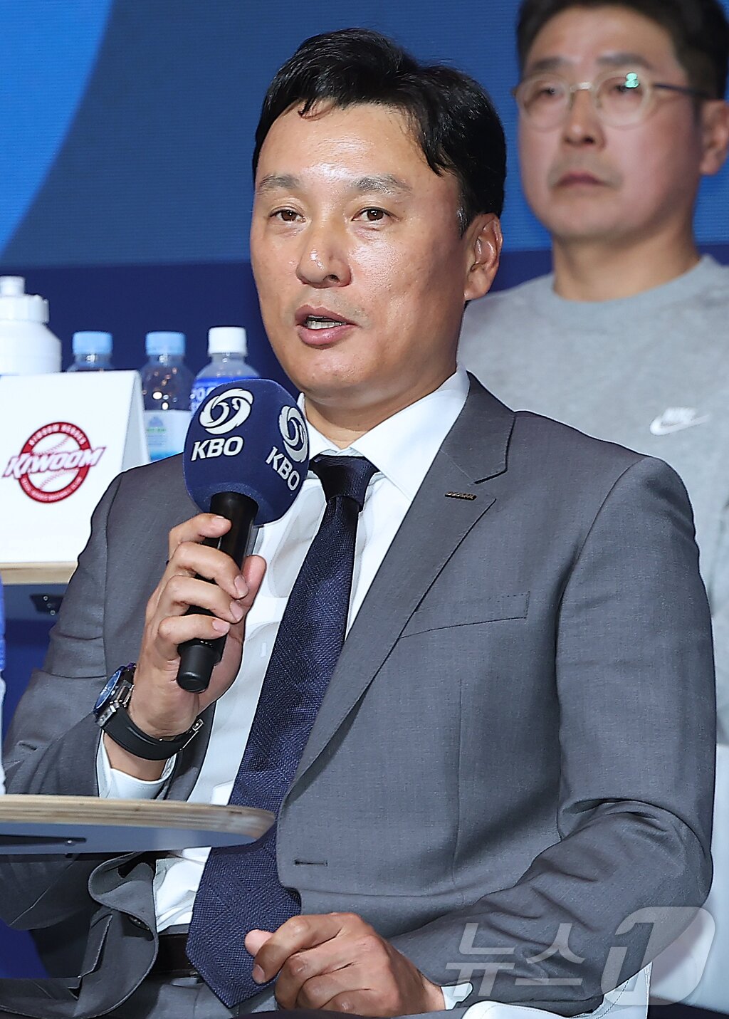 본문 이미지 - 이승엽 전 두산 베어스 감독. 2025.3.20 ⓒ 뉴스1 김진환 기자