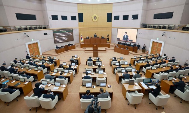 대전시의회, 통합 관련 '주민투표 촉구 결의안' 하루 연기(종합)