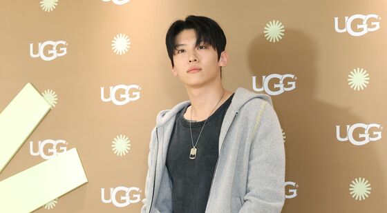 덱스, 캐주얼도 멋스럽게