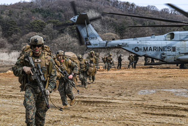 "美국방부, 중동으로 해병대 병력 파견"…지상군 투입하나?