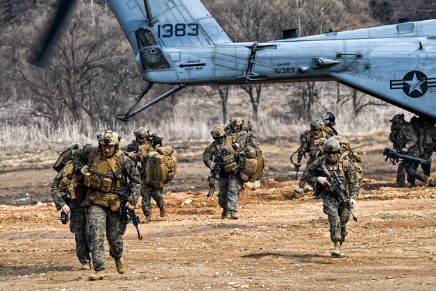 "미국, 중동에 상륙강습함·해병대 파견…2500명 이동 중"(종합)