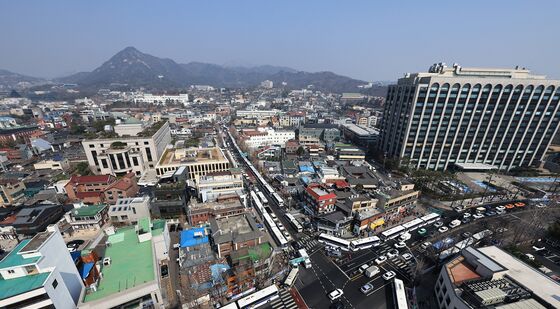 경찰, 대통령 탄핵 선고 전후 근방 100m '진공 상태'