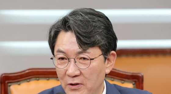 발언하는 정종복 도의원