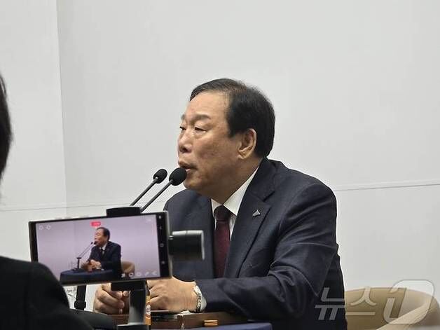 최민호 세종시장 "AI 예방수칙 준수해달라" 담화문 발표