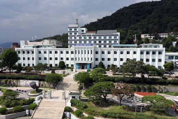 '인구소멸 막자' 강원도서 아기 키우면 총 1억 지급…홍보 강화