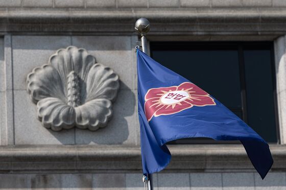 與, 한 총리 '탄핵 기각' 전망…야당 무리수 입증, 尹 복귀 '기대'