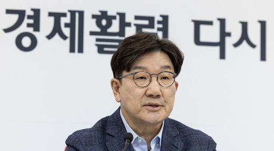 국민의힘 현안 기자간담회 발언하는 권성동 원내대표