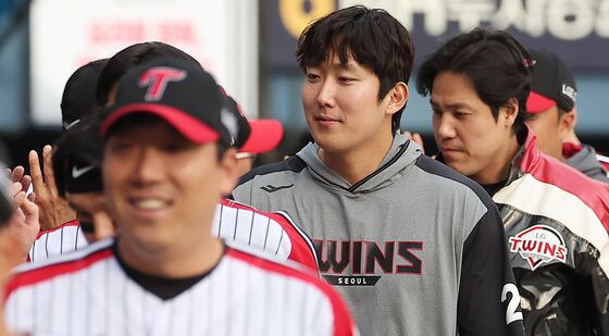 '7이닝 무실점' 손주영, 완벽투로 시즌 첫 승 신고