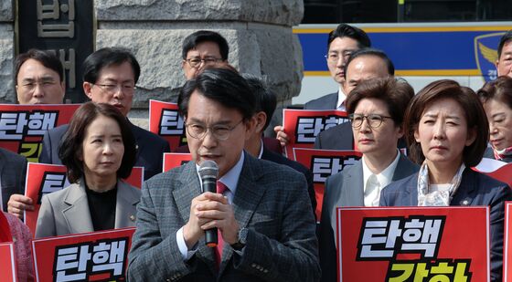 윤상현 의원 '7대1 기각 말했었다'