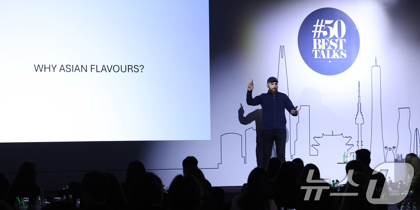 (서울=뉴스1) 박지혜 기자 = 24일 서울 서초구 세빛섬 FIC에서 열린 아시아 50 베스트 레스토랑 '50 BEST TALKS'에서 방콕 코아(Coa)의 제이 칸 셰프가 아시아 …