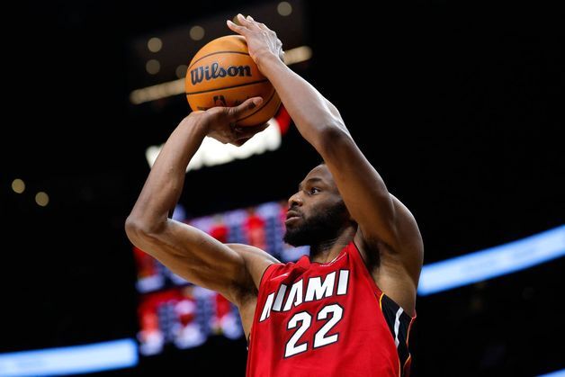 '위긴스 42점 폭발' NBA 마이애미, 샬럿 꺾고 10연패 탈출