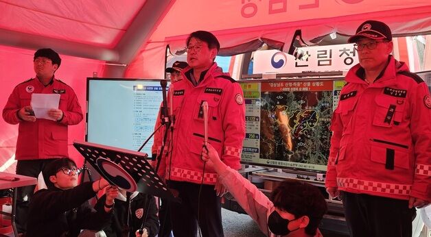 지리산 500m 앞까지 다가온 화마…9㎞ 거리 천왕봉도 덮칠라