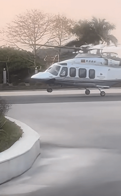 본문 이미지 - 이재용 삼성전자 회장이 24일 오후 광둥성 선전 비야디 본사를 방문했다. (사오훙슈 갈무리)