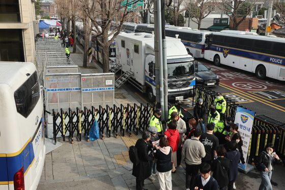 헌재 인근 학교 안전 강화…서울교육청, 통학안전대책반 확대