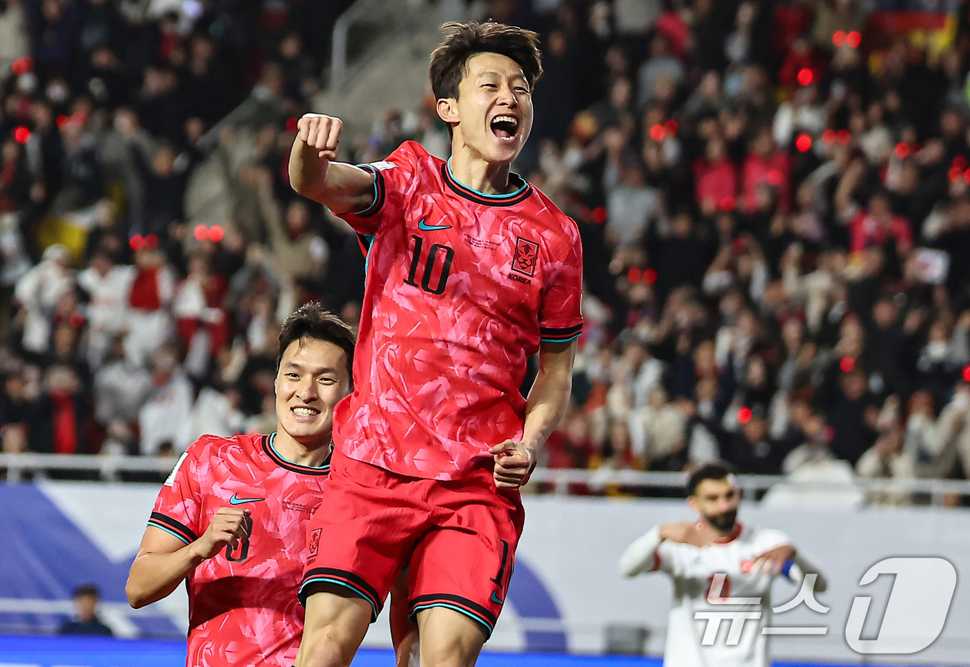 (수원=뉴스1) 김도우 기자 = 25일 오후 경기 수원월드컵경기장에서 열린 2026 국제축구연맹(FIFA) 북중미 월드컵 아시아 3차 예선 B조 8차전 대한민국과 요르단의 경기, …