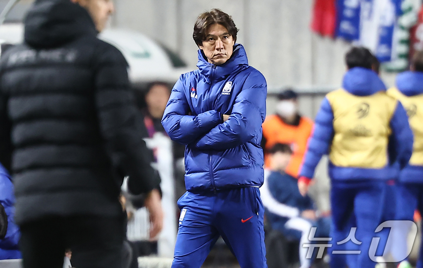 (수원=뉴스1) 김도우 기자 = 25일 오후 경기 수원월드컵경기장에서 열린 2026 국제축구연맹(FIFA) 북중미 월드컵 아시아 3차 예선 B조 8차전 대한민국과 요르단의 경기, …