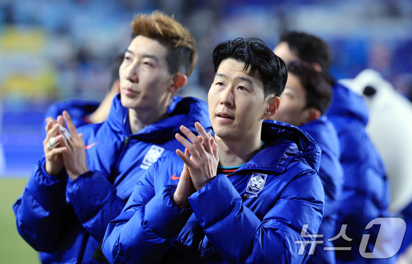 (수원=뉴스1) 박정호 기자 = 25일 오후 경기도 수원시 팔달구 수원월드컵경기장에서 열린 2026 국제축구연맹(FIFA) 북중미 월드컵 아시아 3차 예선 B조 8차전 대한민국과 …