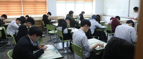 올해 첫 전국연합학력평가