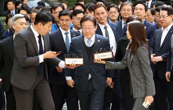 '李 선고 법원' 찾아간…김영록 지사·문인 구청장 행보 '눈에 띄네'