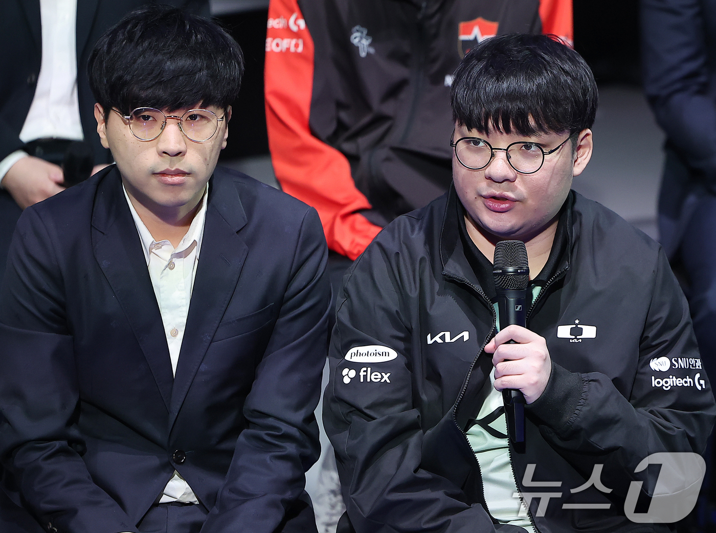 (서울=뉴스1) 김진환 기자 = 디플러스 기아 '베릴' 조건희가 26일 오후 서울 종로구 롤파크 LCK(리그 오브 레전드 챔피언스 코리아) 아레나에서 열린 '2025 LoL 챔피언 …