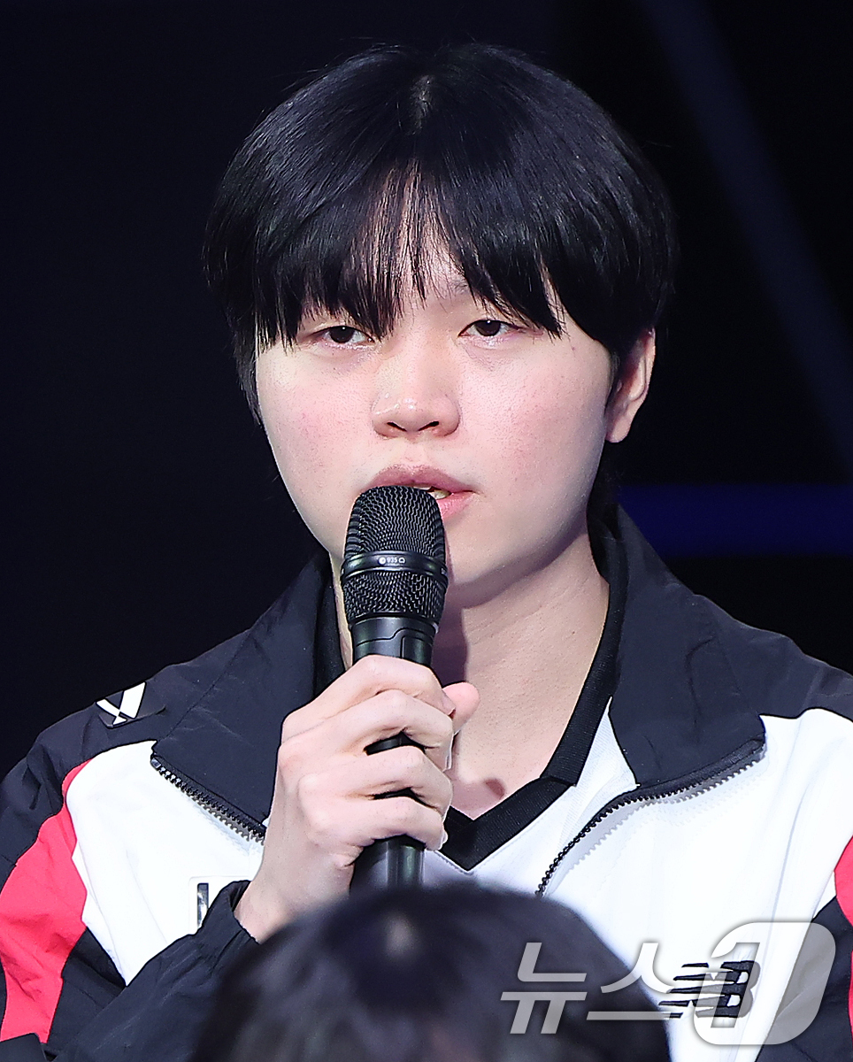 (서울=뉴스1) 김진환 기자 = KT '비디디' 곽보성이 26일 오후 서울 종로구 롤파크 LCK(리그 오브 레전드 챔피언스 코리아) 아레나에서 열린 '2025 LoL 챔피언스 코리 …