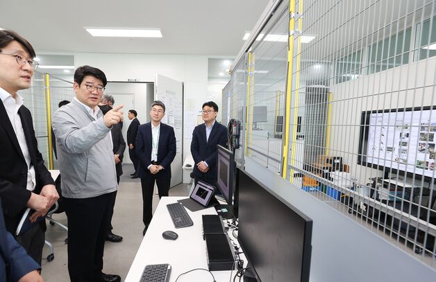 권재한 농진청장 "로봇기술 상생협력으로 1농장-1로봇 시대 당길 것"